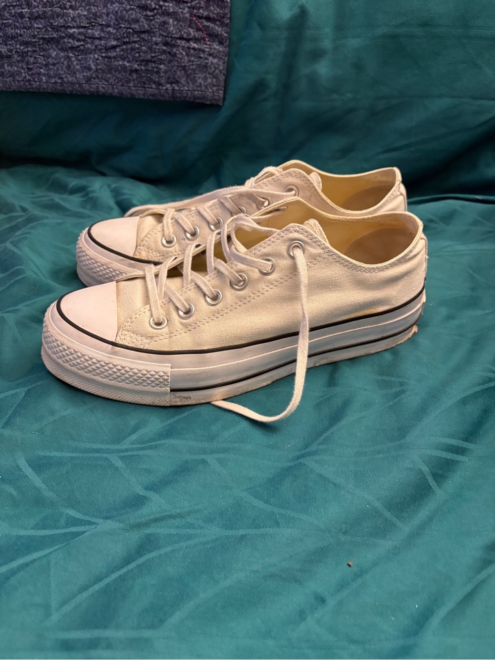 Converse platforms size 6.5 UK - Picture 5 of 8